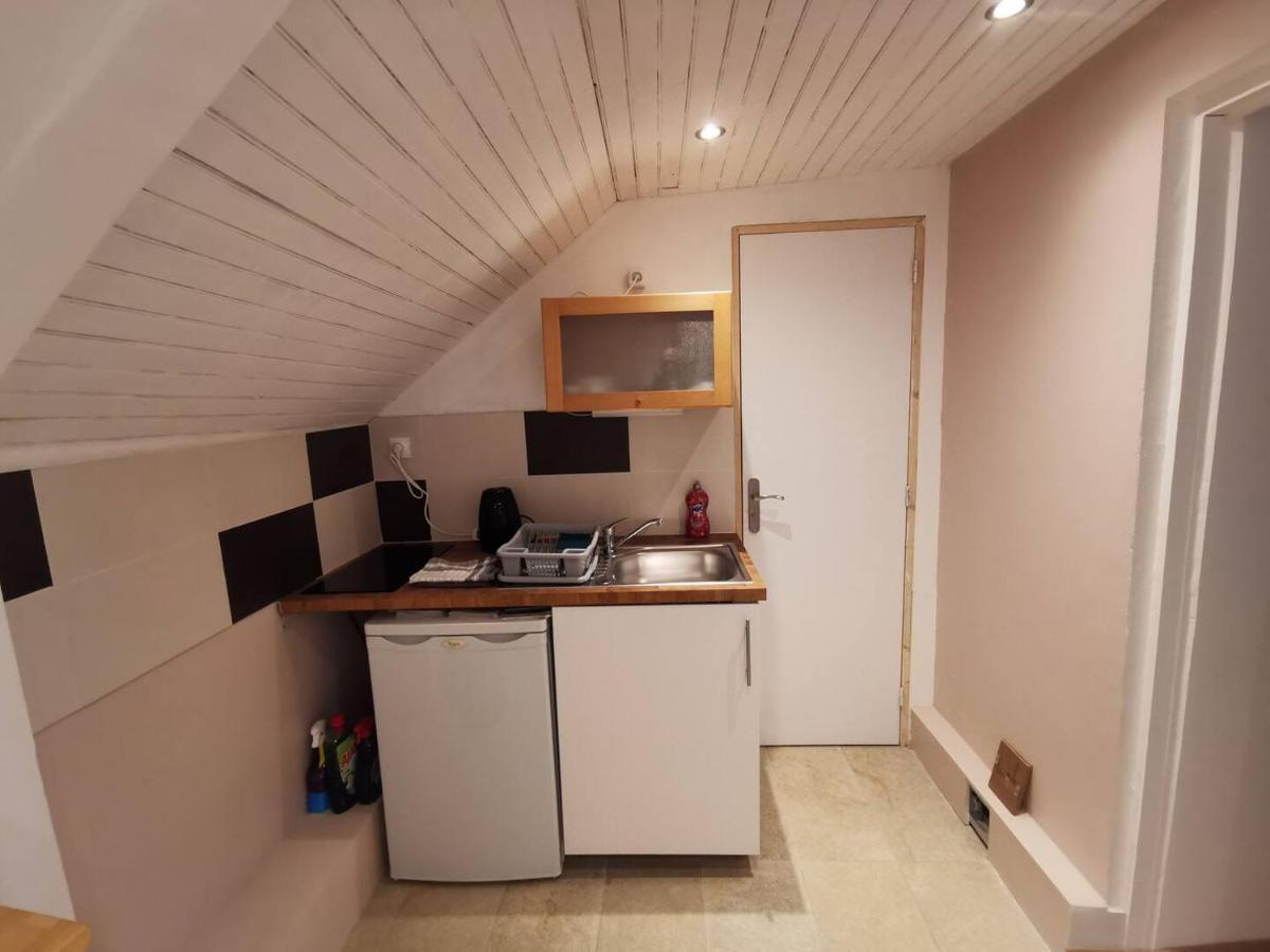 Ferienwohnung Le Rez De Jardin Honfleur Exterior foto